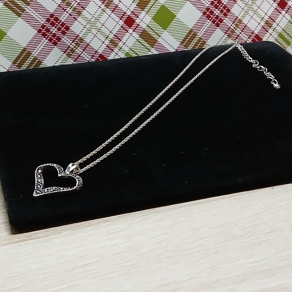 Vintage Silver Tone Black Rhinestone Heart Pendant Jewelry Necklace #67